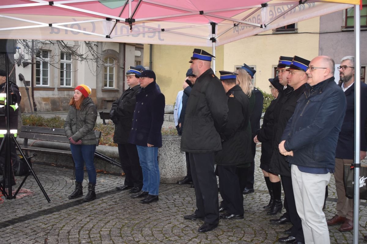 nowy-woz-dla-osp-sobieszow-101192