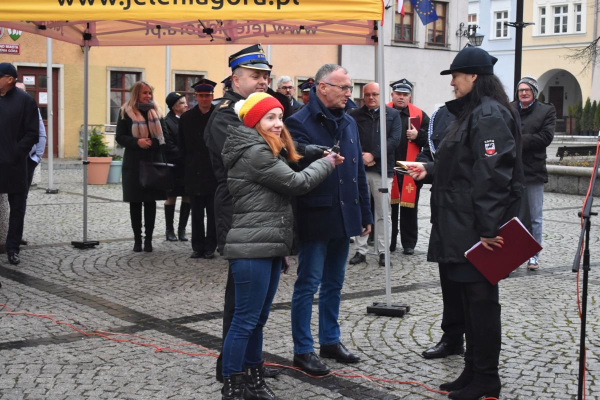 nowy-woz-dla-osp-sobieszow-101192
