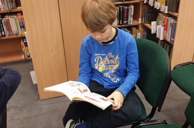 dzien-pluszowego-misia-w-bibliotece-pedagogicznej-101298