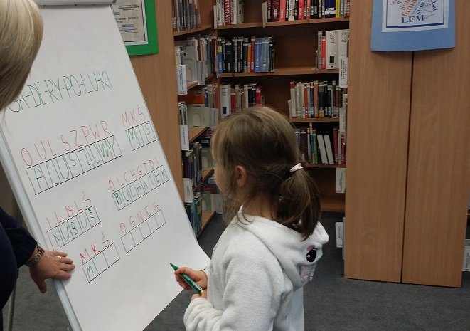 dzien-pluszowego-misia-w-bibliotece-pedagogicznej-101298