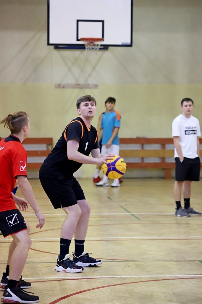 koszykowka-3x3-dla-chopakow-z-zeroma-101309