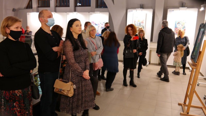 motylowy-chopiec-w-muzeum-zabawek-101393