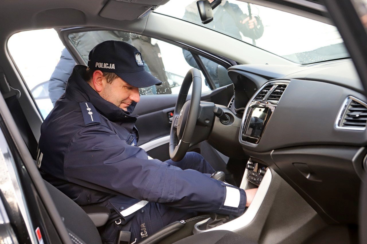 samorzady-wspary-policje-101496