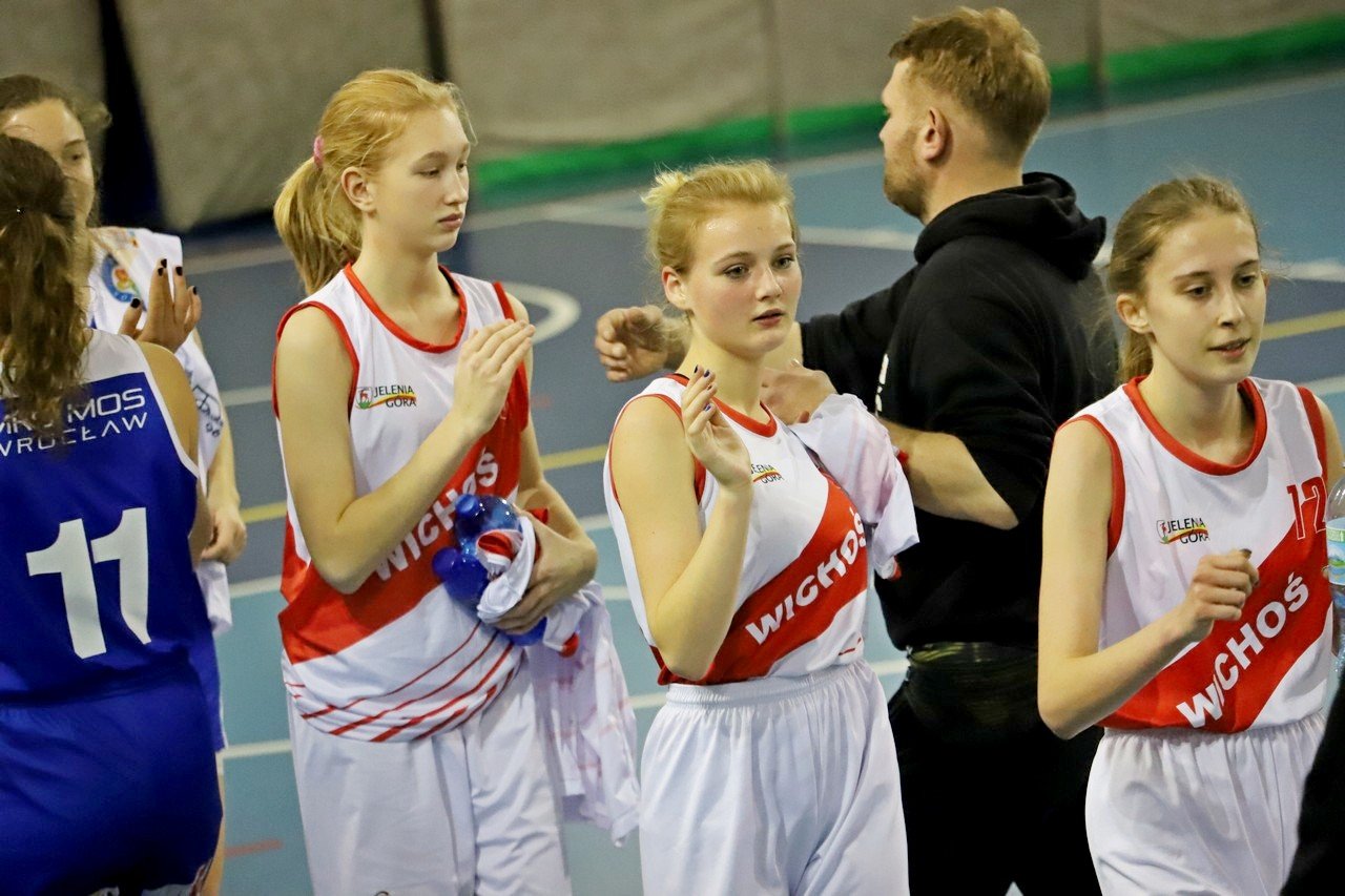 wichos-u19-musia-uznac-wyzszosc-rywalek-101512