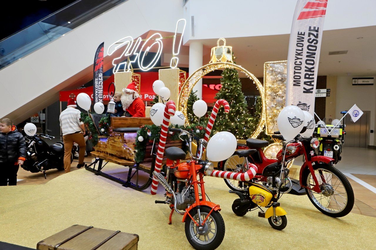 mikoaje-na-motocyklach-ku-uciesze-dzieci-101613