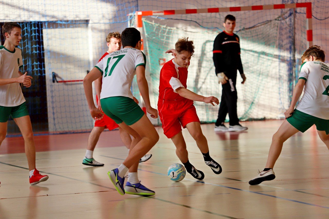 licealiada-w-futsalu-dla-zsoit-101686