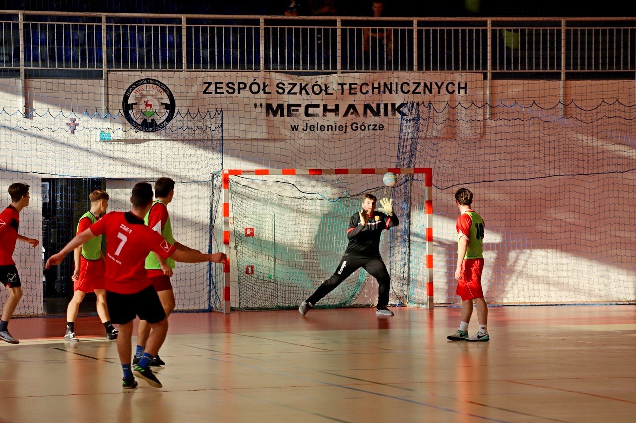 licealiada-w-futsalu-dla-zsoit-101686