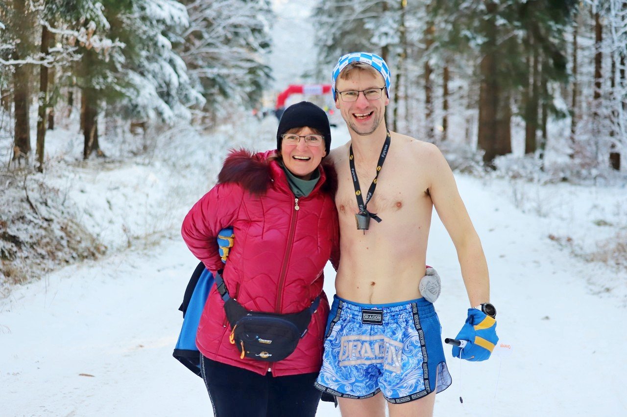 kropelka-run-w-pieknej-zimowej-scenerii-101752