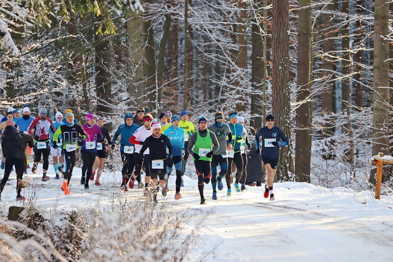 kropelka-run-w-pieknej-zimowej-scenerii-101752