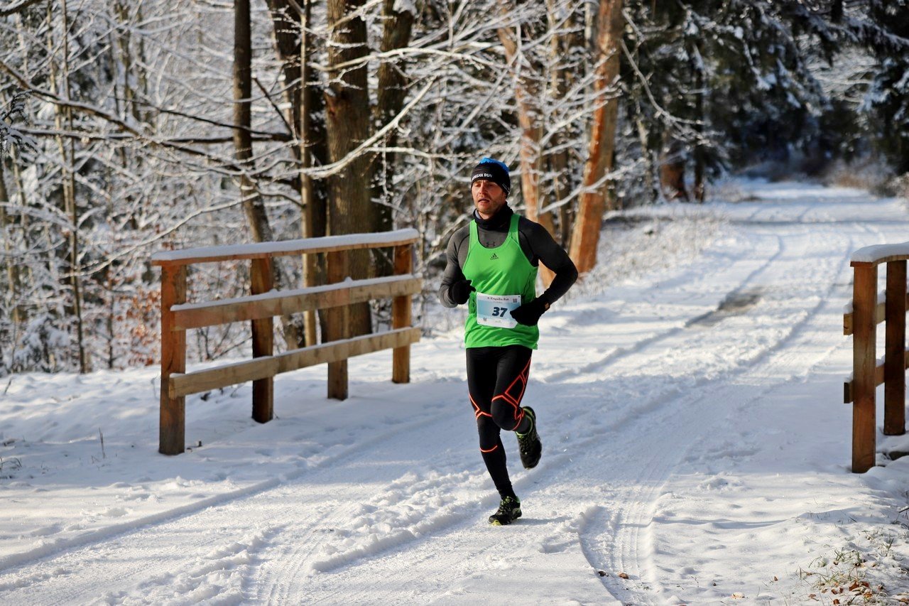 kropelka-run-w-pieknej-zimowej-scenerii-101752