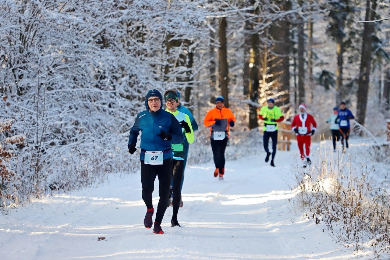 kropelka-run-w-pieknej-zimowej-scenerii-101752