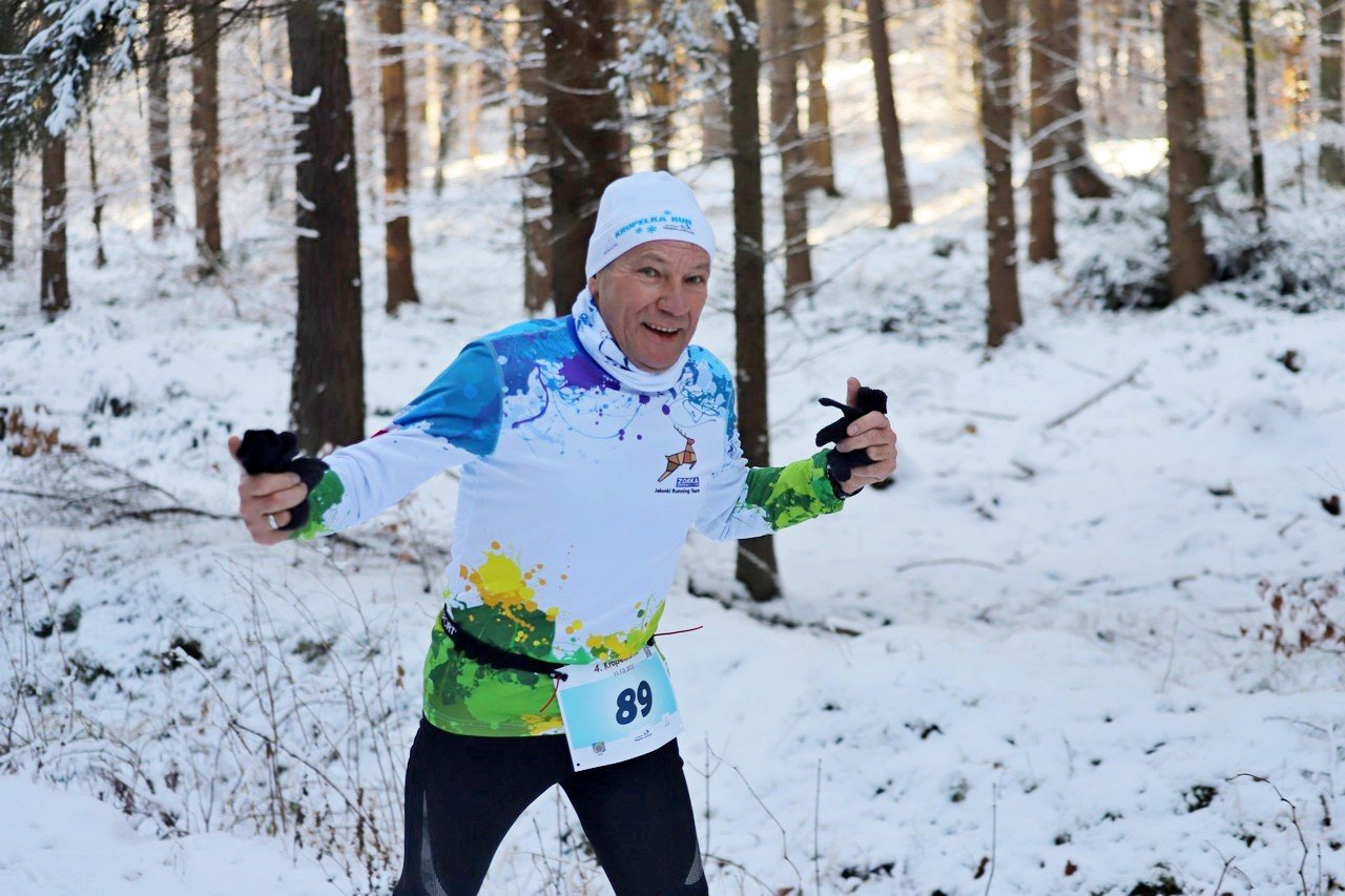 kropelka-run-w-pieknej-zimowej-scenerii-101752