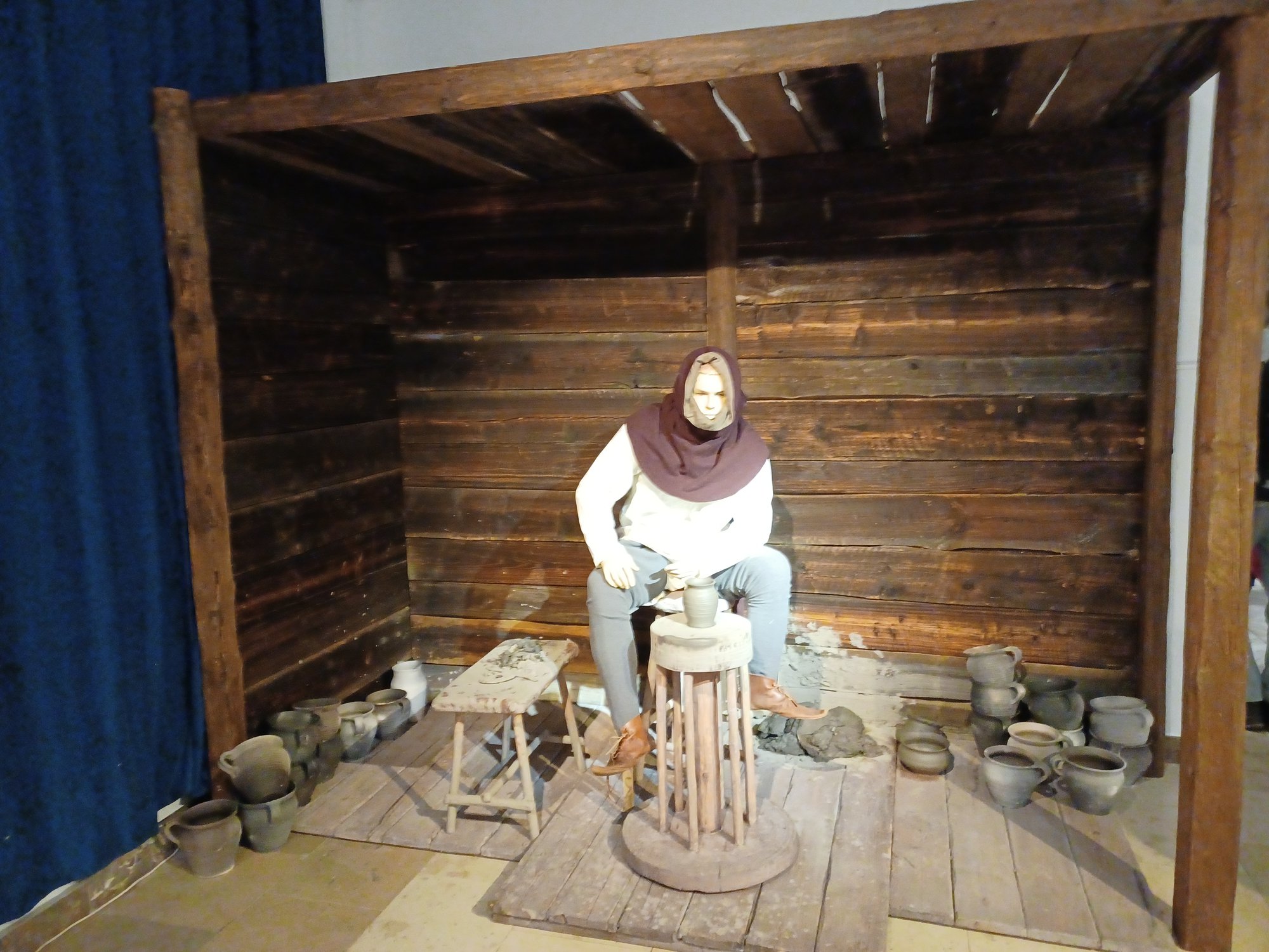 przewodnicy-sudeccy-w-muzeum-karkonoskim-101890