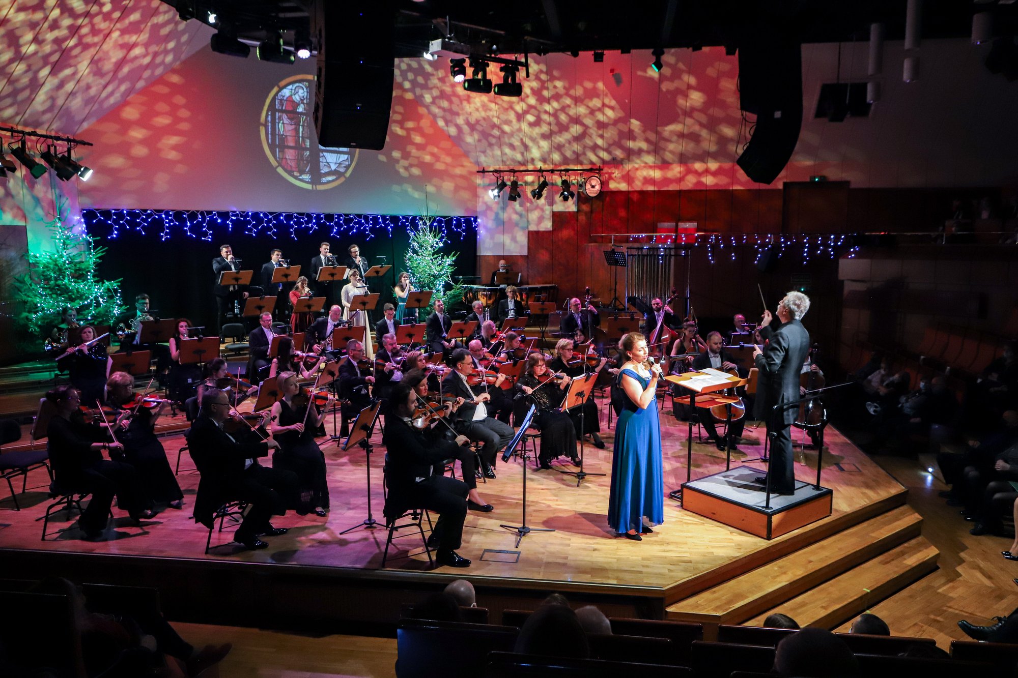 koncert-koled-w-filharmonii-101916