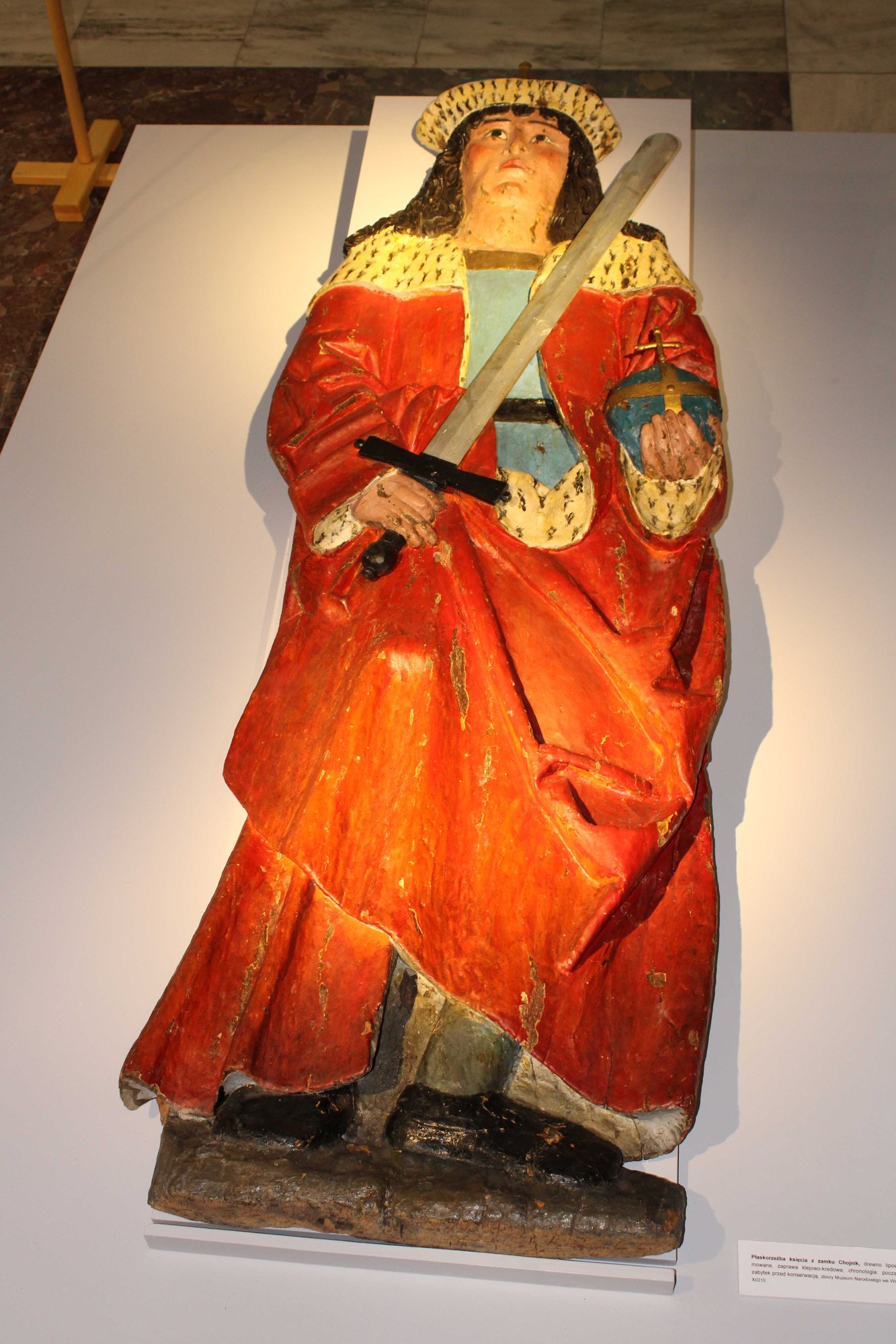 Płaskorzeźba księcia Bolka na wystawie w Muzeum Karkonoskim/fot. S. Firszt