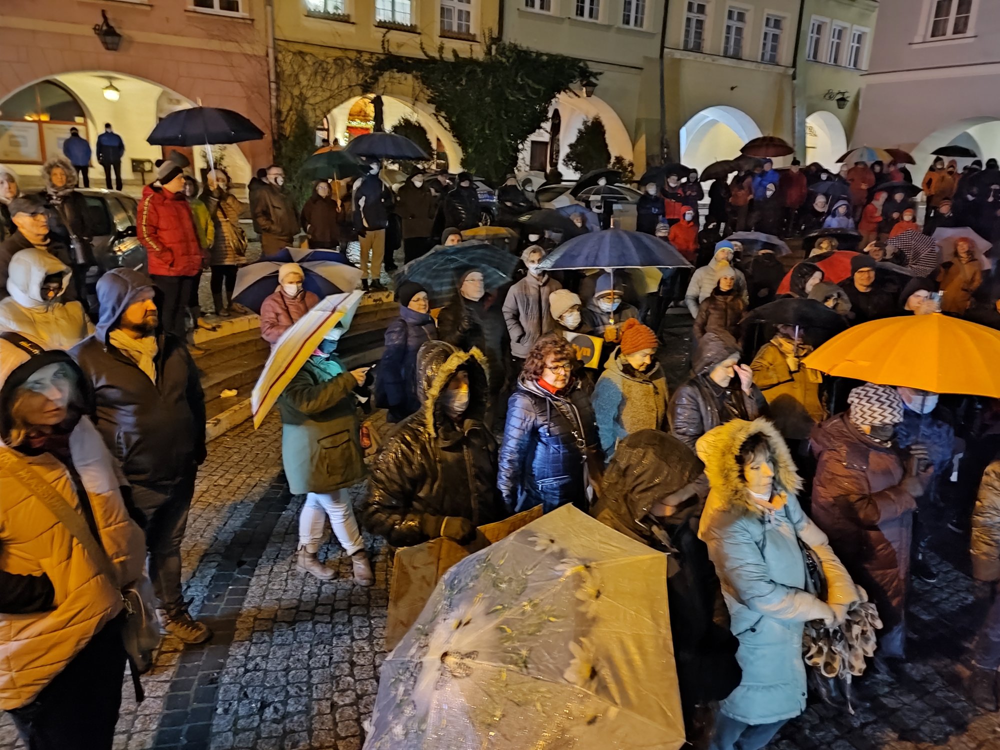 protest-w-obronie-tvn-101956