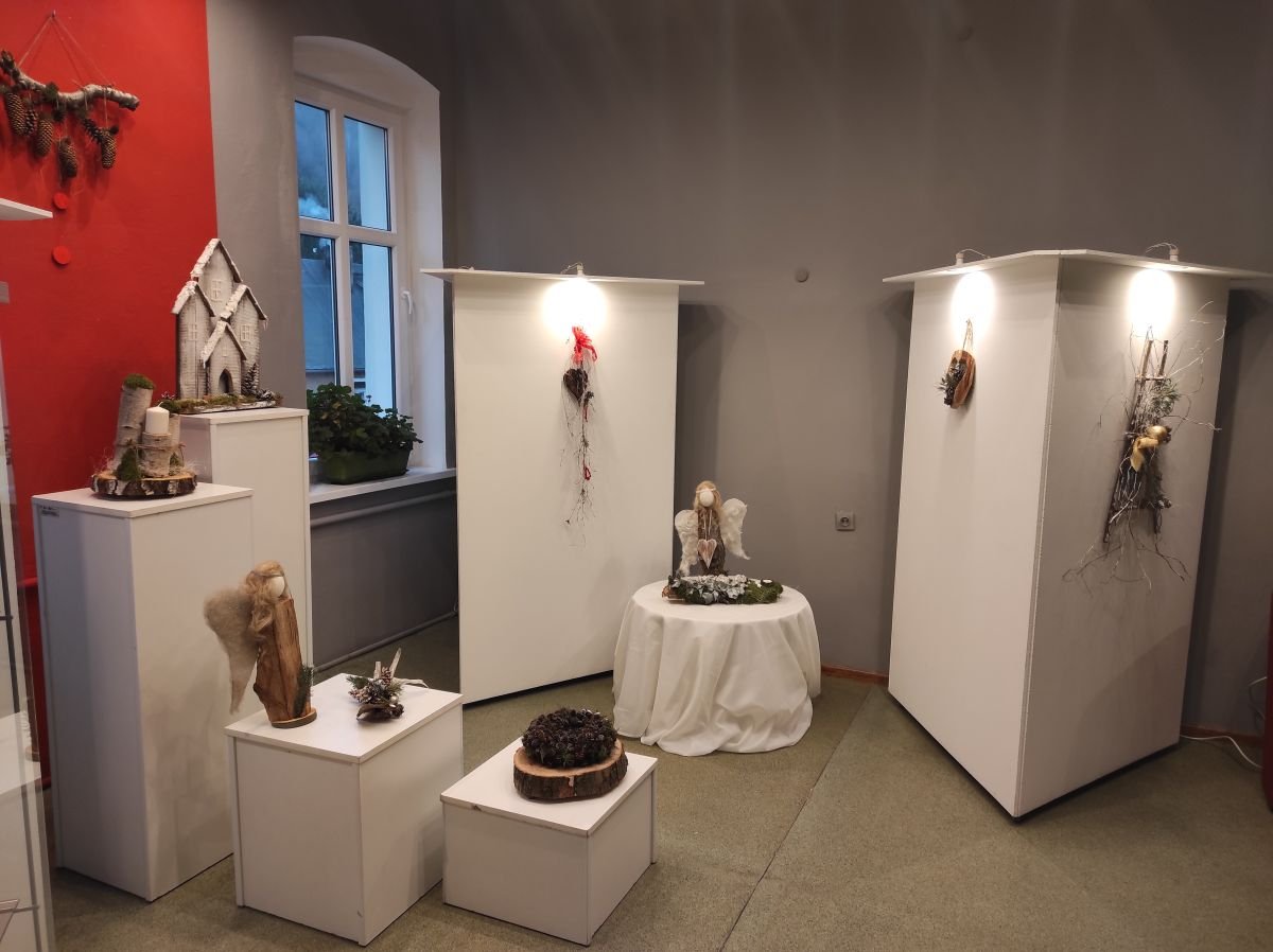 wystawa-rekodziea-heleny-lowenkamp-102015