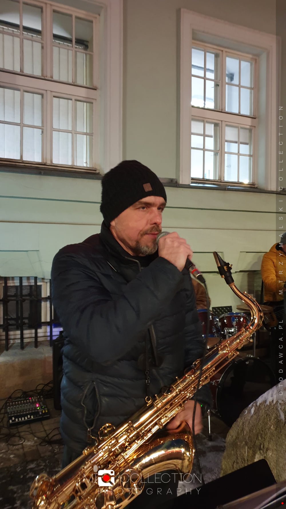 swiateczny-koncert-przy-schodach-ratusza-102067