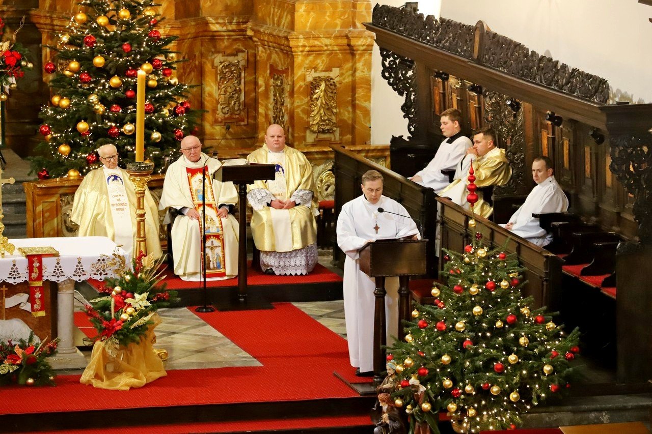 pasterka-w-bazylice-mniejszej-102068