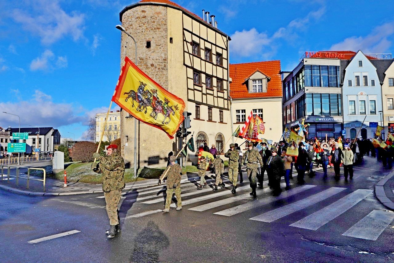 orszak-przeszed-ulicami-jeleniej-gory-102334