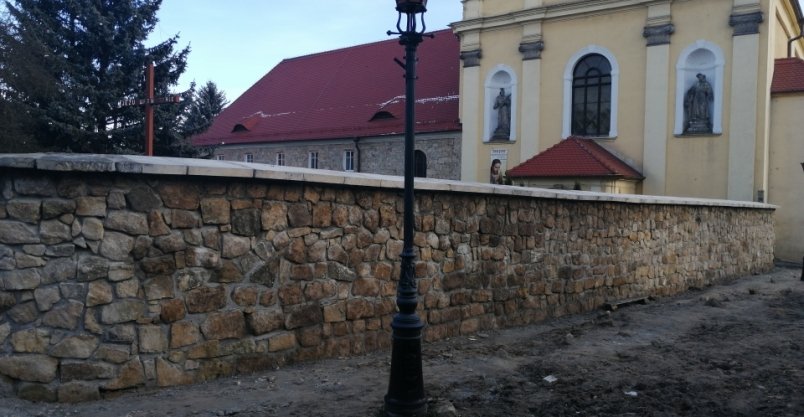 mur-juz-naprawiony-102352