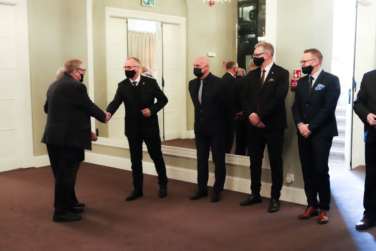 nagrody-prezydenta-jeleniej-gory-dla-firm-i-organizacji-102479