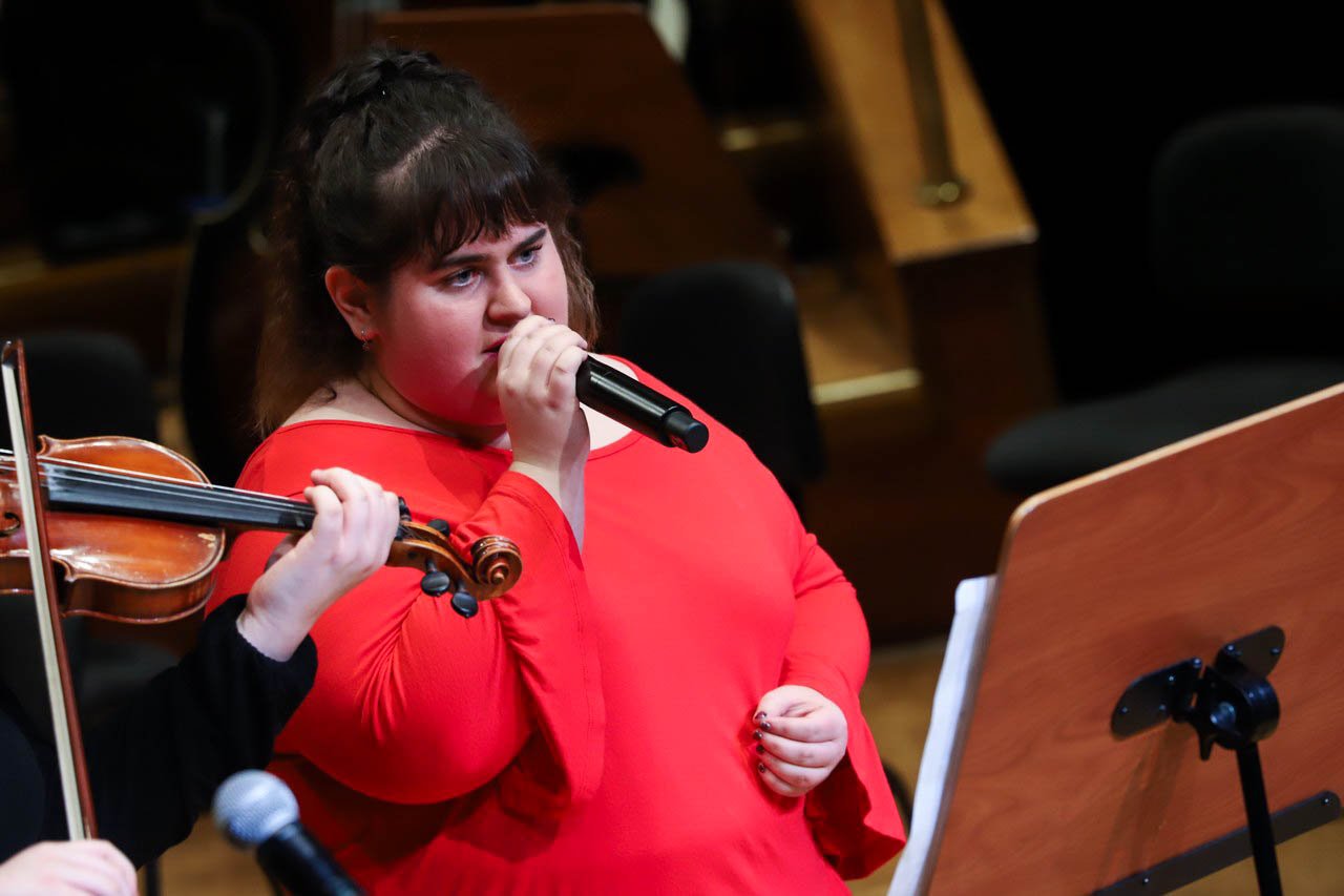 swiateczny-koncert-uczniow-szkoy-muzycznej-102525