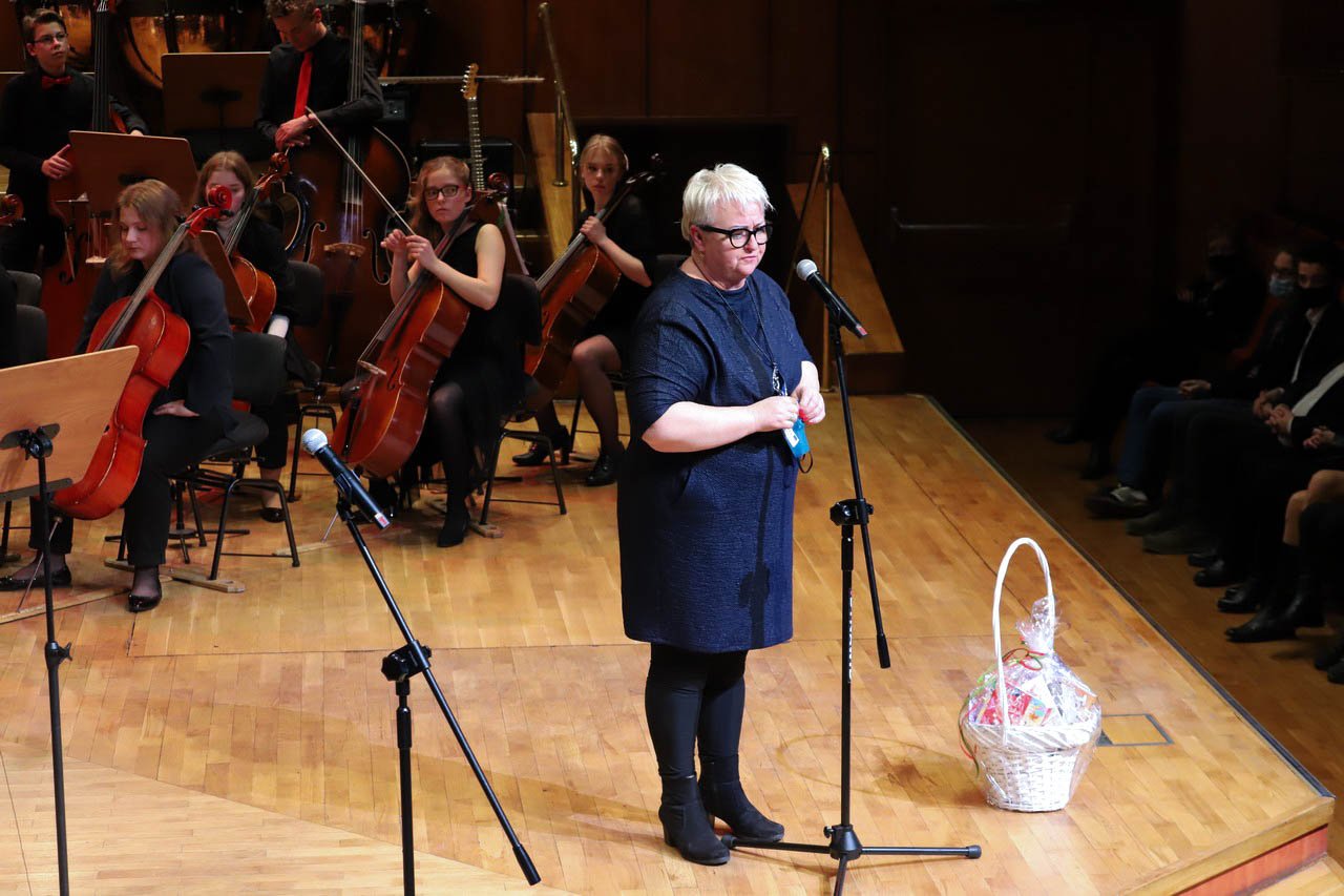 swiateczny-koncert-uczniow-szkoy-muzycznej-102525