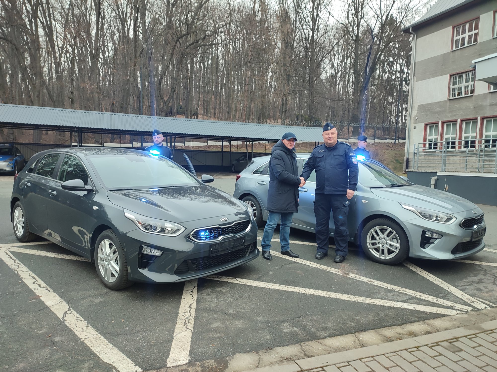 kolejne-auta-dla-policji-102526