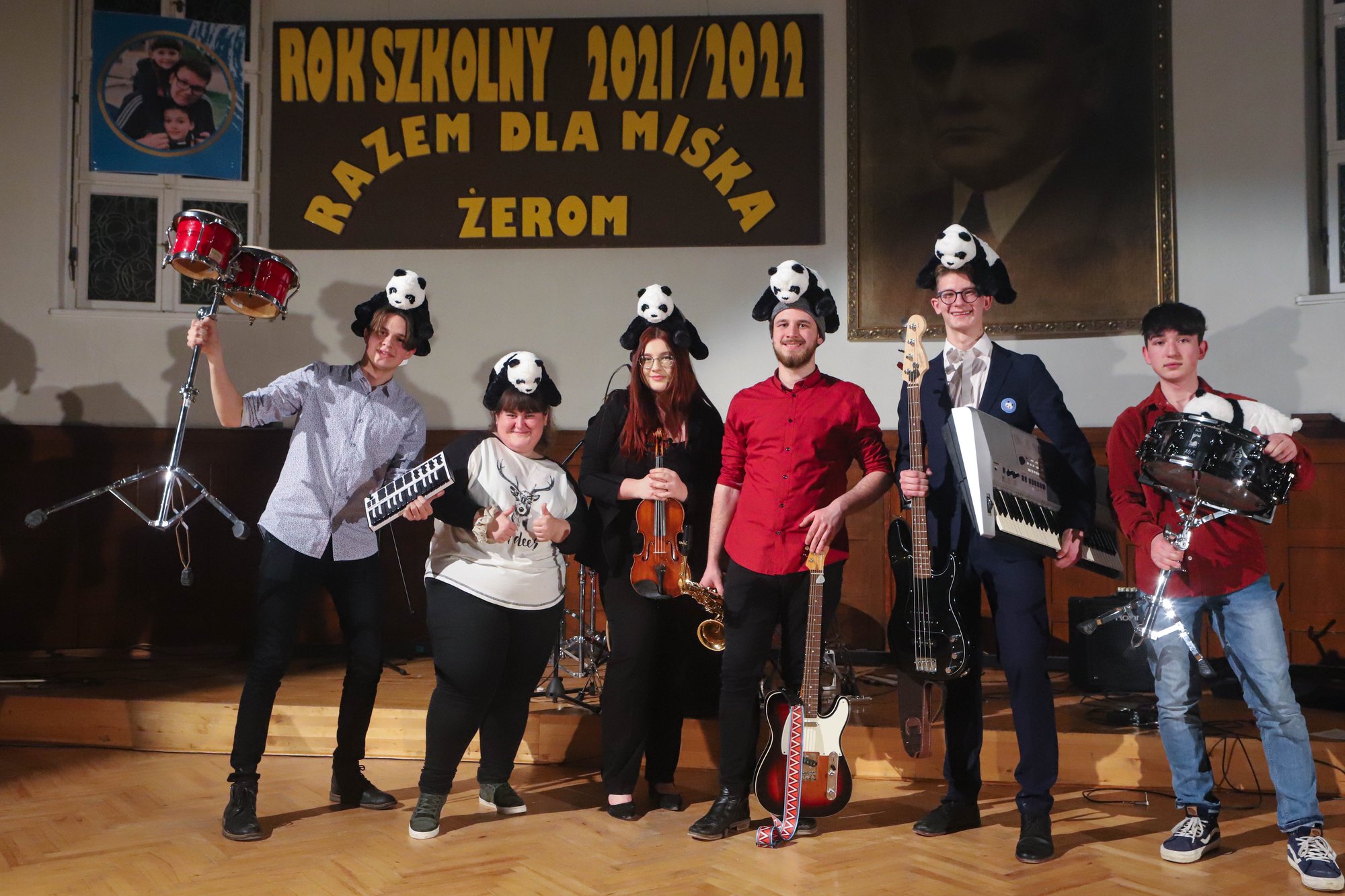 wspaniay-koncert-w-zeromie-dla-miska-102660