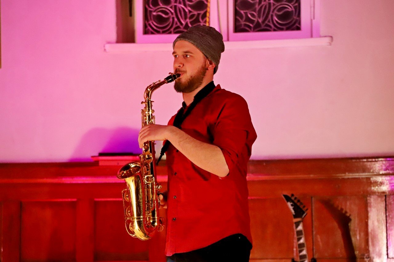 wspaniay-koncert-w-zeromie-dla-miska-102660