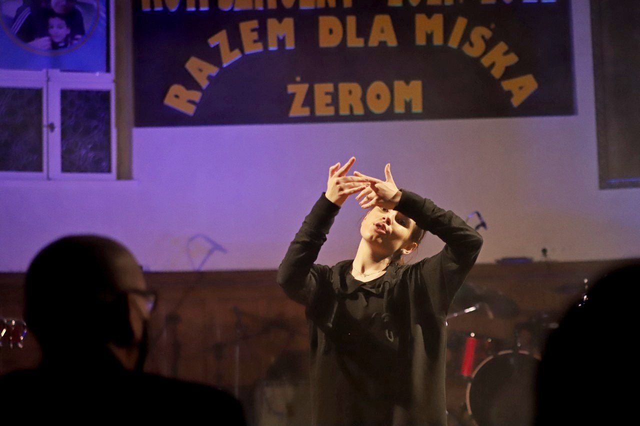 wspaniay-koncert-w-zeromie-dla-miska-102660