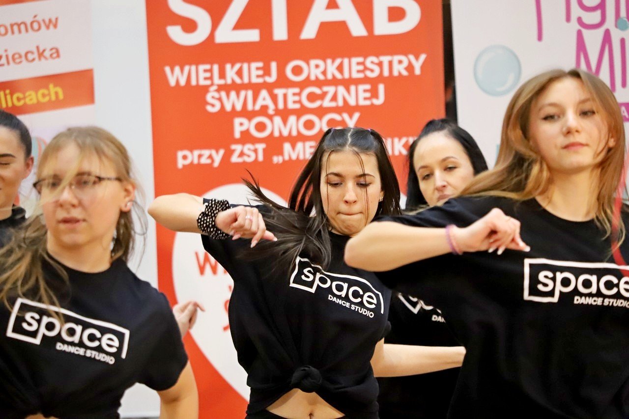 w-galerii-na-rzecz-wosp-102853