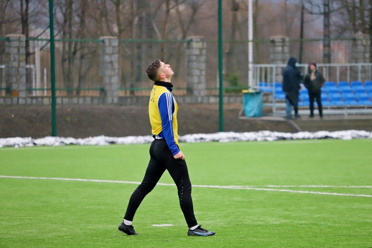 victoria-rozbita-przez-modziez-karkonoszy-102899