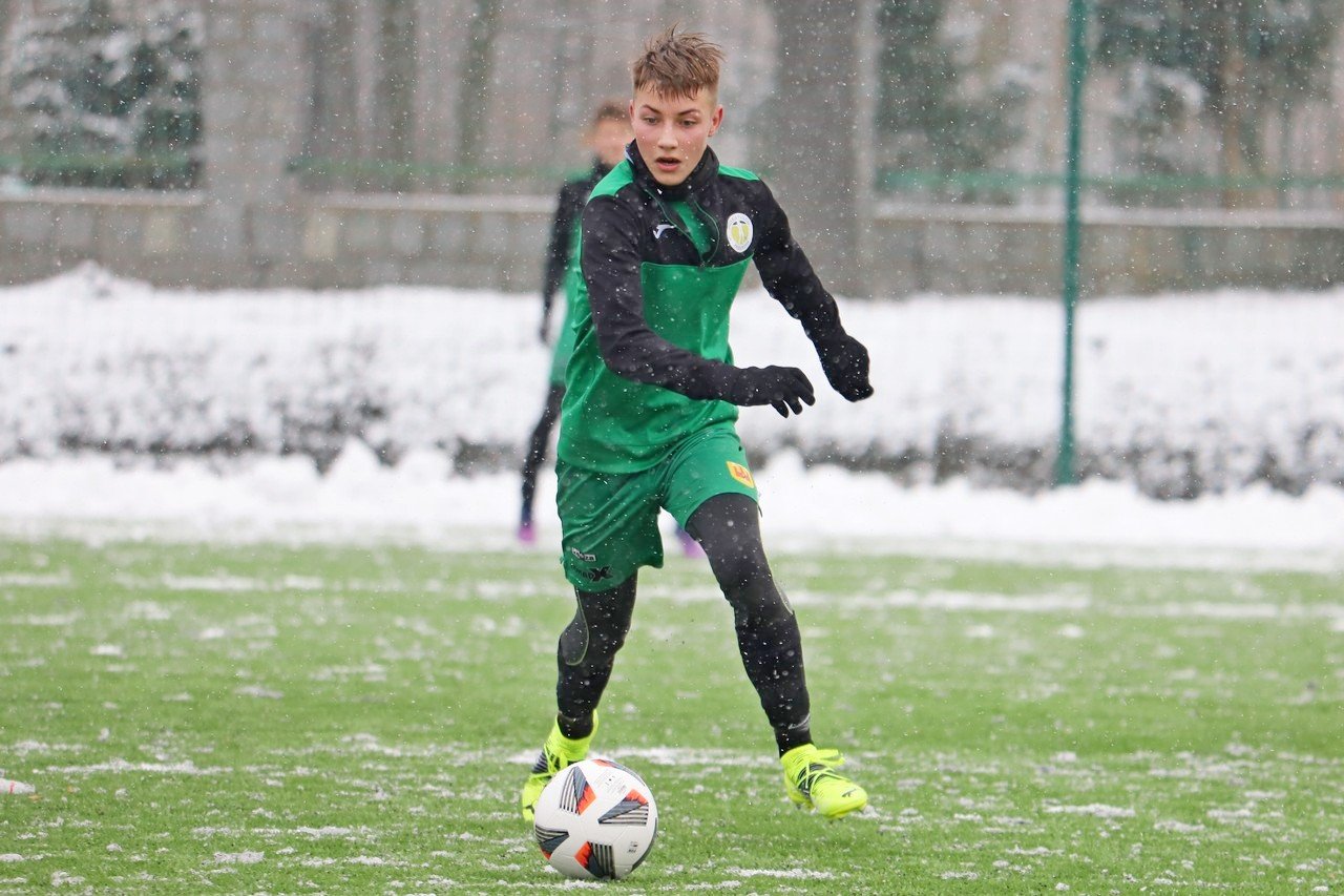 zwycieski-poranny-sparing-102904