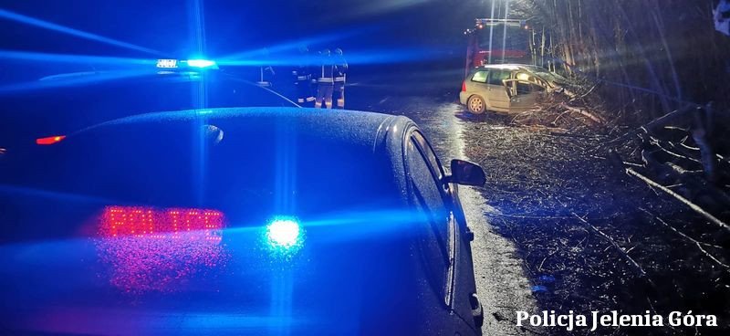 w-sztok-pijany-wioz-ciezarna-partnerke-102931