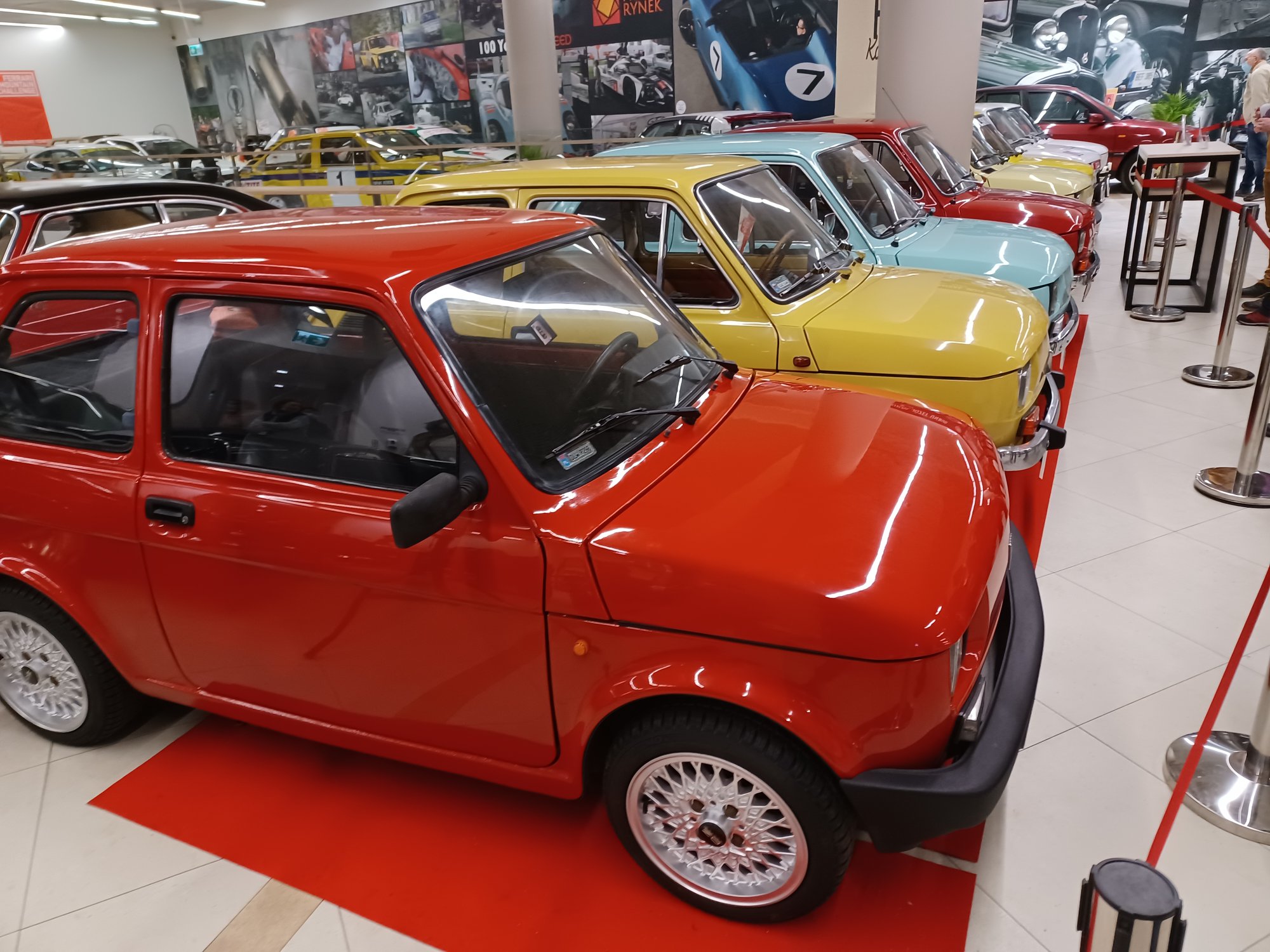 100-lat-motoryzacji-w-galerii-nowy-rynek-102949