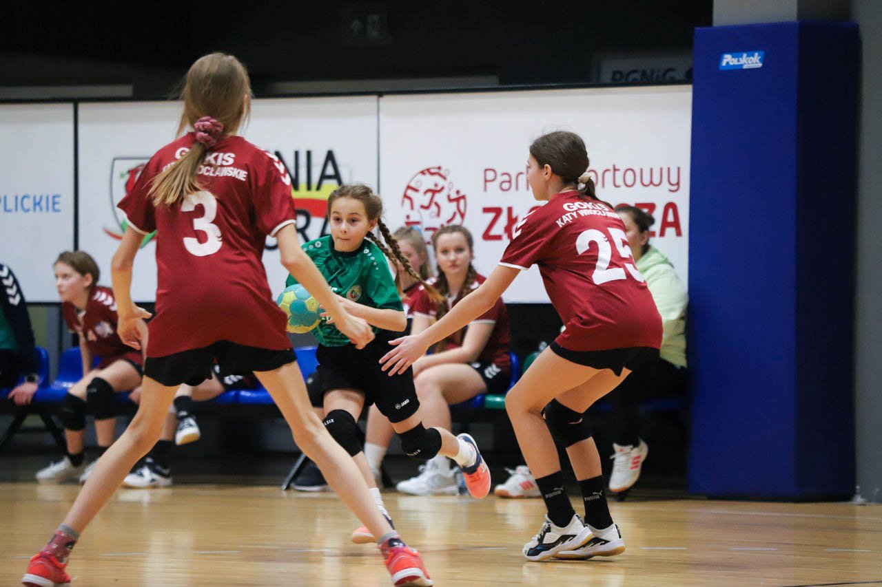 towarzysko-na-obozie-w-jeleniej-gorze-103053