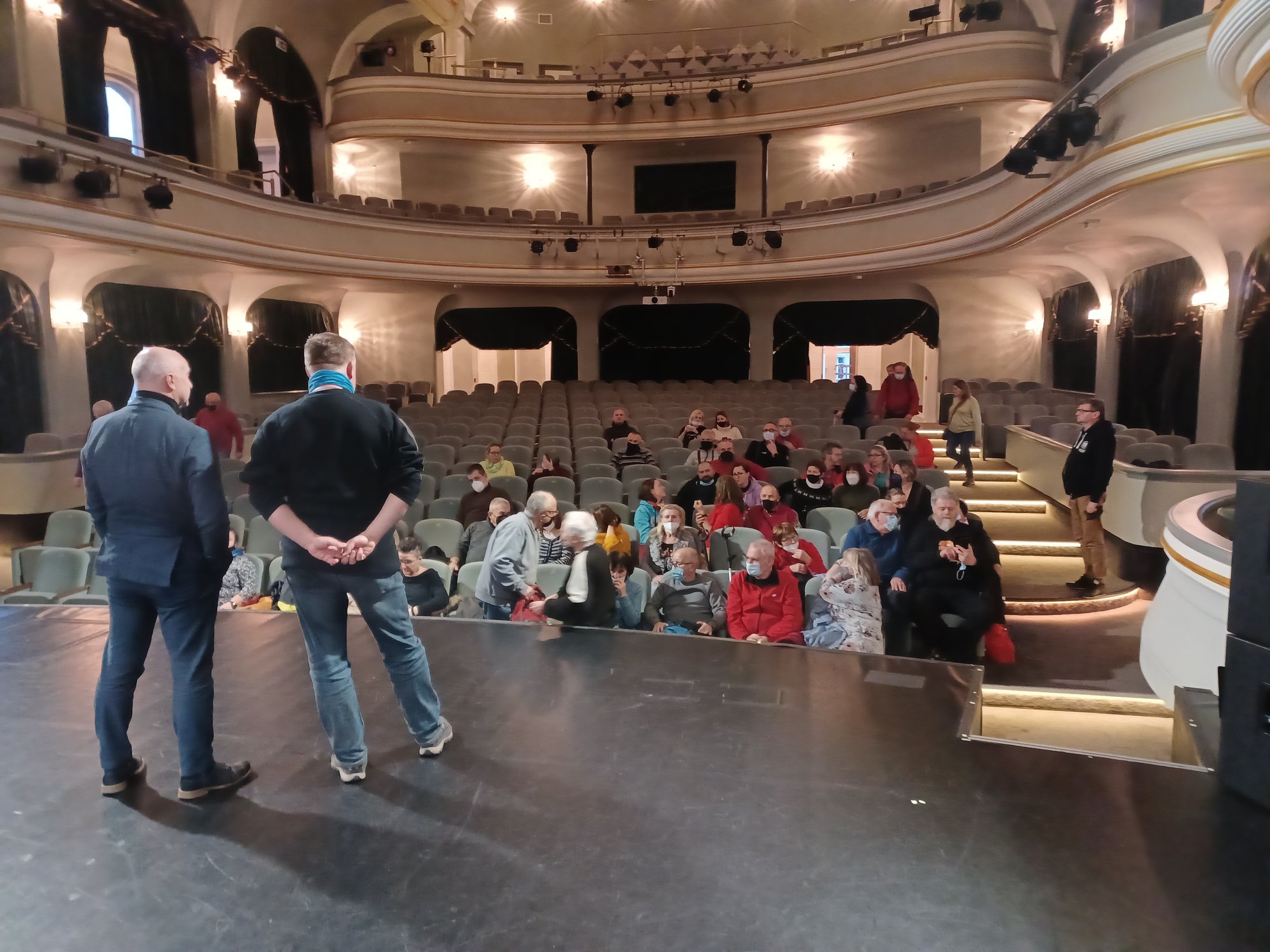 szkolenie-przewodnikow-w-teatrze-103167