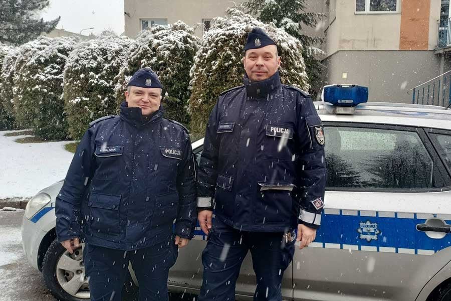 policjanci-pomogli-choremu-103176