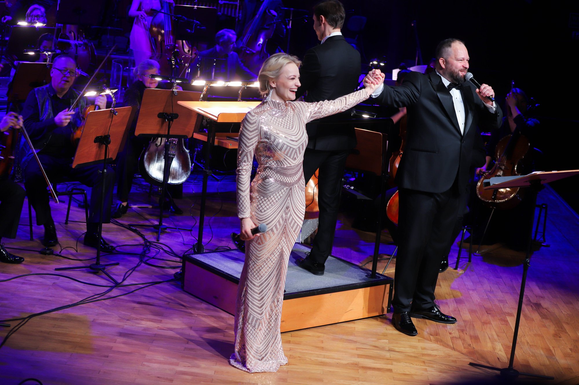 miosc-wypenia-sale-koncertowa-103188