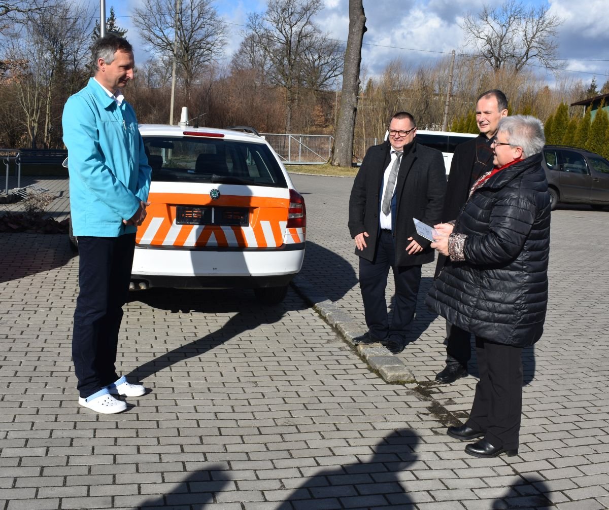 ambulans-w-prezencie-103325