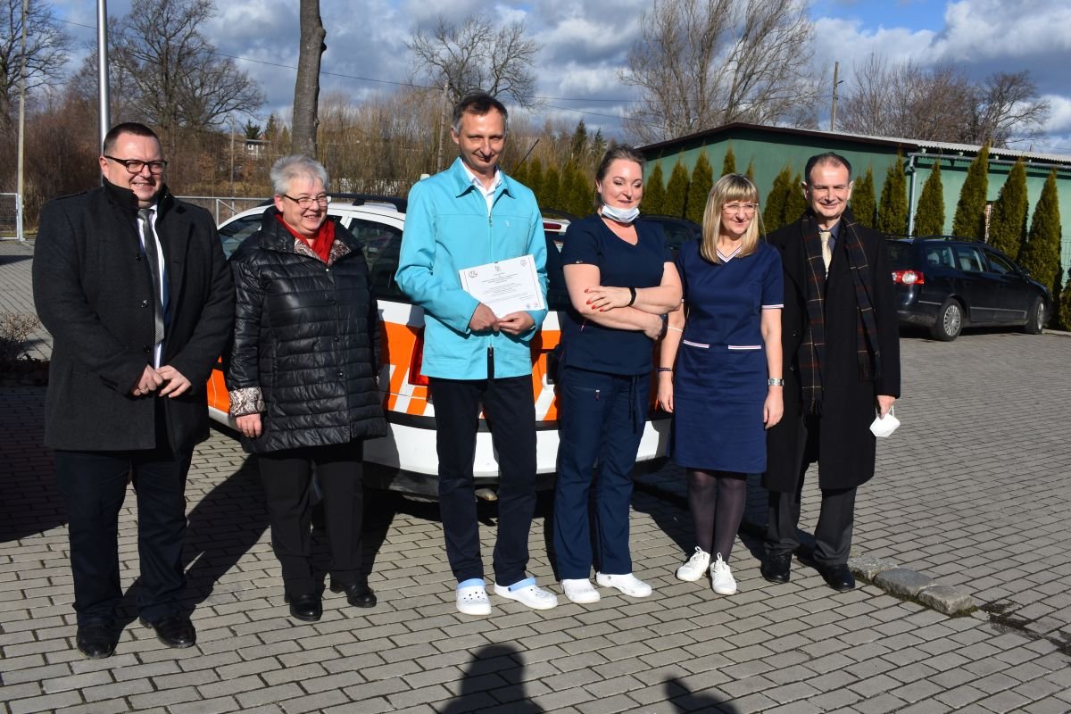 ambulans-w-prezencie-103325