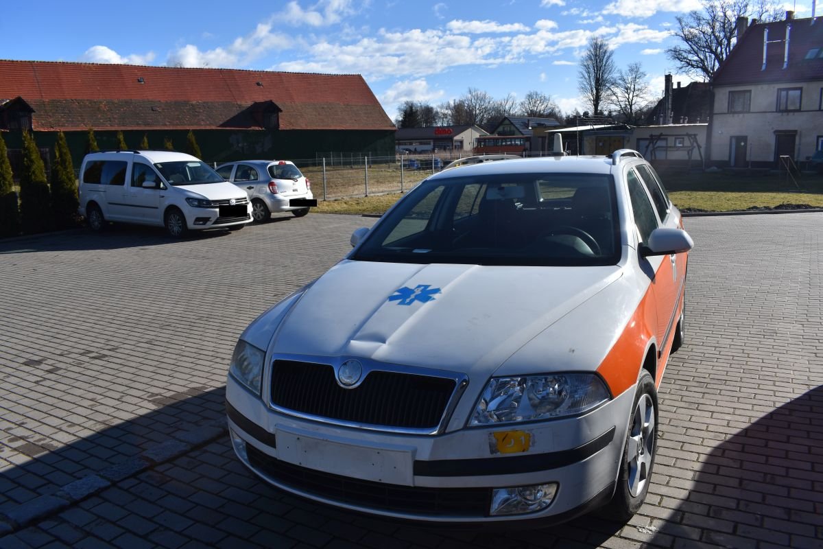 ambulans-w-prezencie-103325