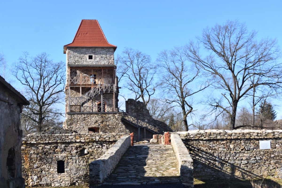 trwa-remont-zamku-103385