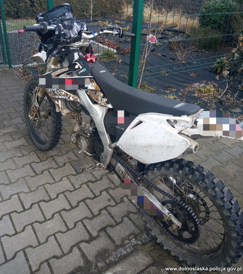 motorem-bez-uprawnien-103413