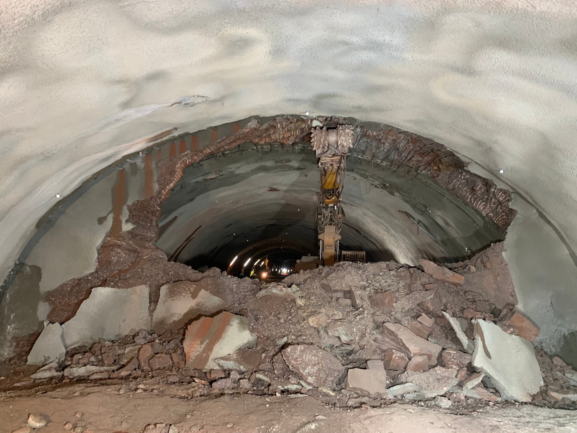 tunel-juz-wydrazony-103444