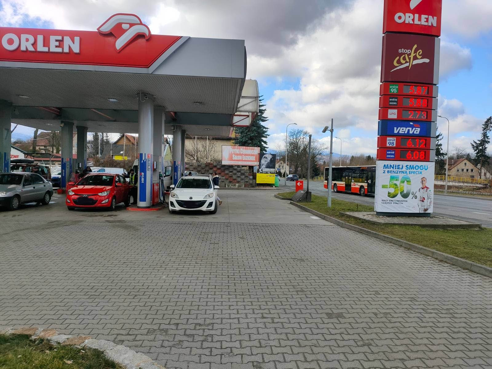 na-stacjach-brakuje-paliwa-103510