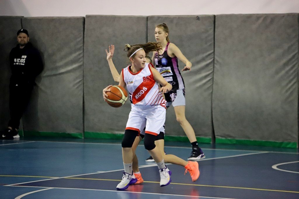 derby-juniorek-dla-wichosia-103566