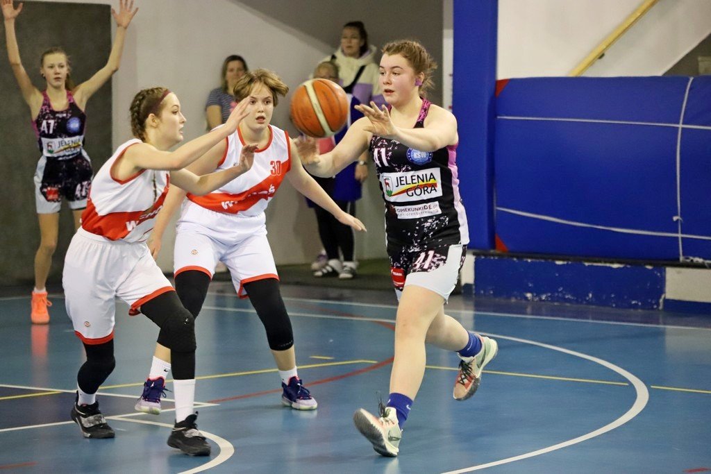 derby-juniorek-dla-wichosia-103566